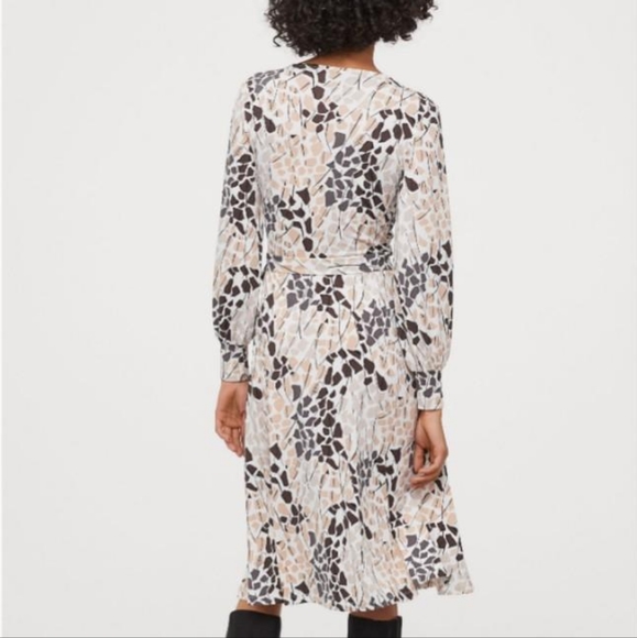 🏵️💚 RICHARD ALLAN x H&M Crêped Wrapped Front Dress - Picture 6 of 12